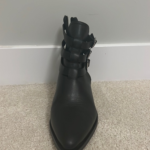 All saints black leather ankle boot lightly worn size 39 - Picture 2 of 6